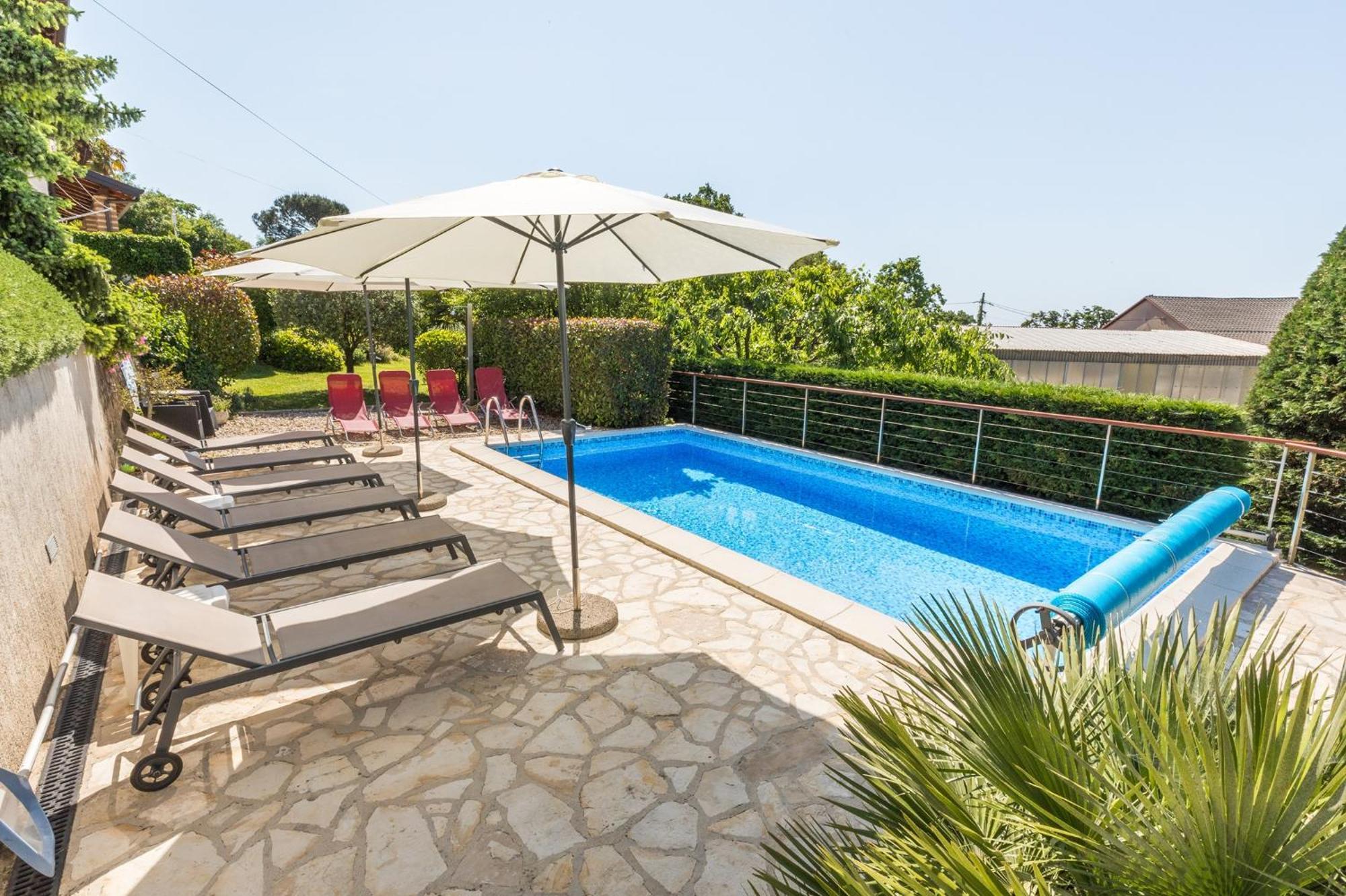 מטולי Apartments Dorijan With Pool מראה חיצוני תמונה