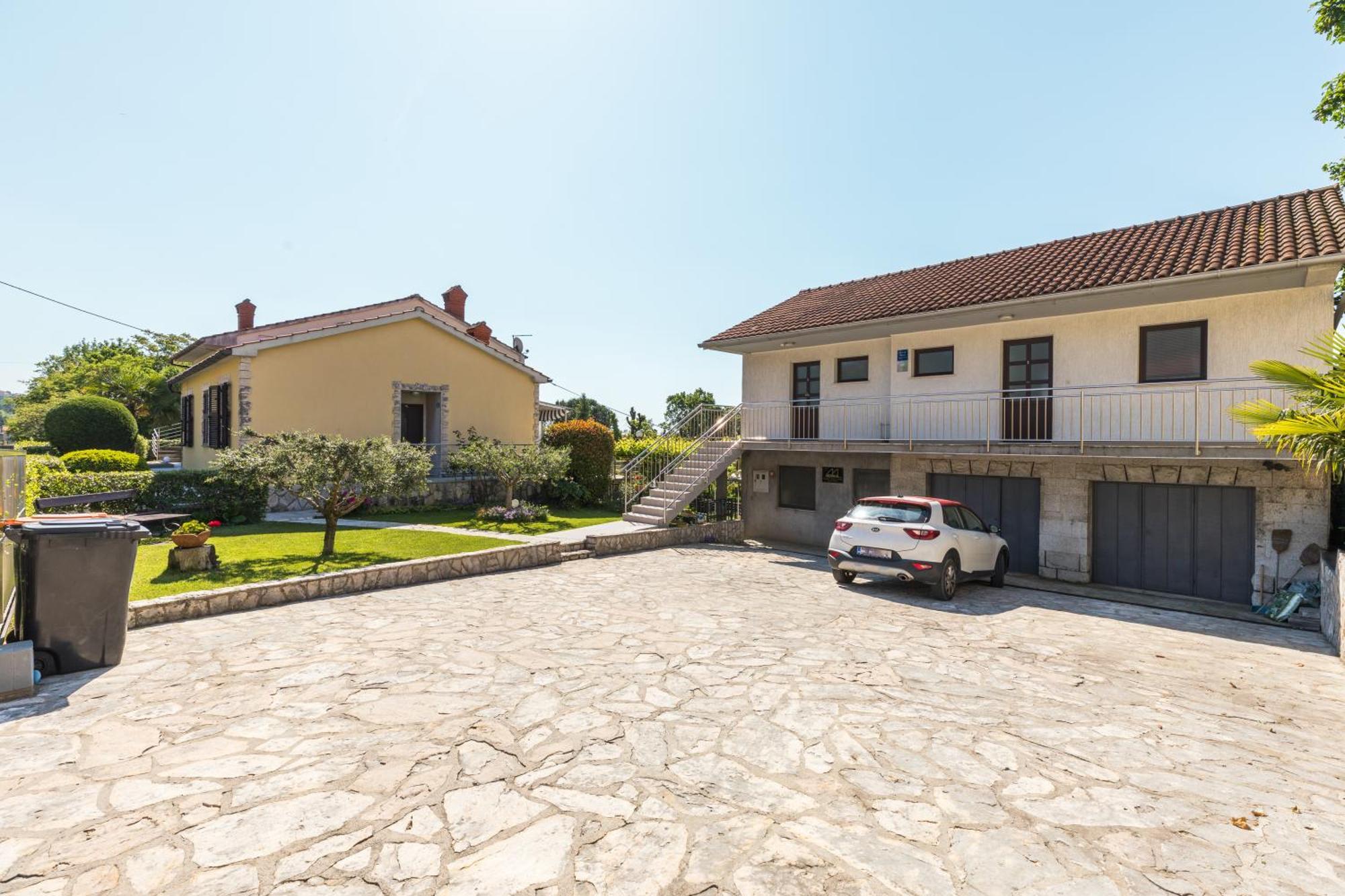 מטולי Apartments Dorijan With Pool מראה חיצוני תמונה